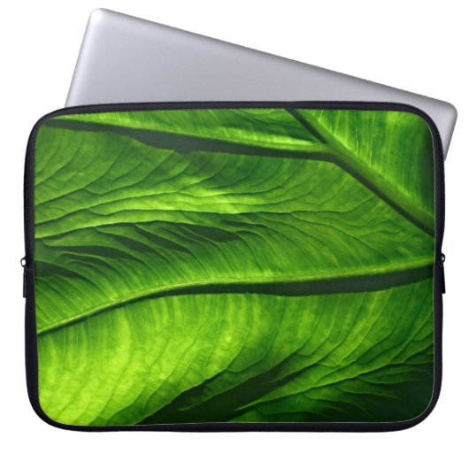 Foto des grünen Blattes Laptopschutzhülle (Vorderseite)