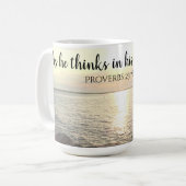 Foto des Ozeanbuches der Sprichwortbibel Kaffeetasse (Vorderseite Links)