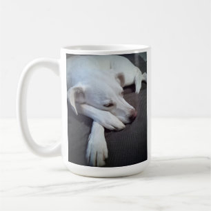 Foto des Schlafens Hund Speedy Erholung gut Kaffeetasse