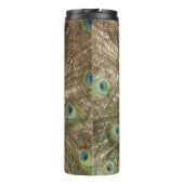 Foto des schönen Pfauens mit Spread Feathers Thermosbecher (Rückseite)