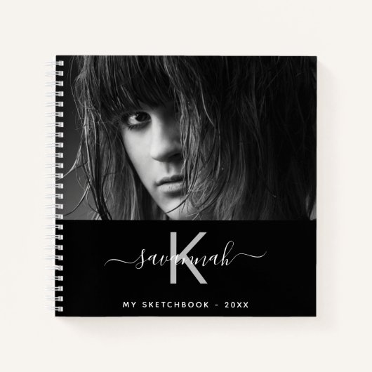 Foto des Sketchbuchs Schwarz-weiß Notizblock (Vorderseite)