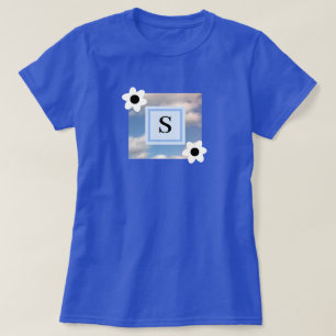 Foto des Wolkenkratzes mit Beginn im Blumenrahmen T-Shirt