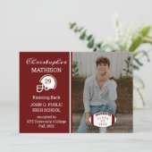 Foto Dk Red Grad Ankündigung von Football Player (Stehend Vorderseite)