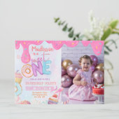 Foto Donut Sweet One Einladung (Stehend Vorderseite)