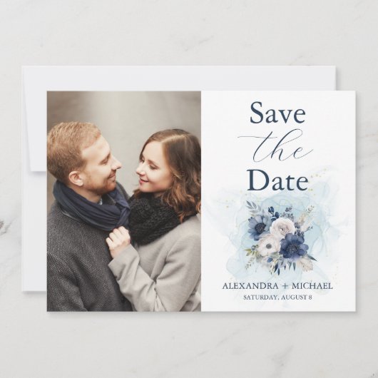 Foto Dusty Blue und Navy Floral Elegante Hochzeit Save The Date (Vorderseite)