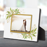 Foto Easel Fotoplatte<br><div class="desc">Tabletop-Plakette mit eingebautem Aasel bietet Ihr Lieblings-Foto mit schönen Aquarellgrün und goldenen Blätter und Punkten. Ändern Sie das Datum auf das aktuelle Jahr oder Sie können es löschen oder weitere Informationen hinzufügen. Gut als Geschenk oder um Ihr Lieblings-Foto in Ihrer eigenen Zuhause zu zeigen. Ihre Bildfarben werden direkt auf das...</div>