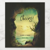 Foto einer Höhle mit Blick auf das tropische Meer Weinetikett (Einzelnes Label)