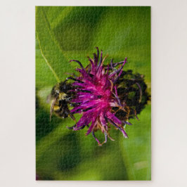 Foto einer wunderschönen lila Blume mit Honigbiene Puzzle