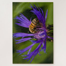 Foto einer wunderschönen lila Blume mit Honigbiene Puzzle