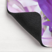 Foto eines Hübschen Lila Frühlingskrokus Mousepad (Ecke)