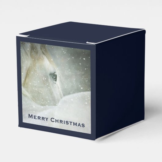 Foto eines schönen Weißen Pferdes im Winter Geschenkschachtel (Vorderseite)