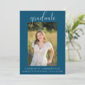 Foto Elegant Blauer Abschluss Einladung (Stehend Vorderseite)