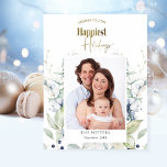 Foto, elegante Winterlandschaft, schönste Ferien Feiertagskarte<br><div class="desc">Personalisieren Sie diese schöne Urlaubskarte mit Ihrem eigenen Foto! Option, Ihre eigene Nachricht hineinzufügen, um Karten mit gedruckter Nachricht zu empfangen, oder in Leerzeichen verlassen und Ihre Nachricht später auf der Zuhause hinzuzufügen. Design mit der Phrase "Wünscht euch den glücklichsten Urlaub" in Imitate goldene Folie und wunderschöne Aquarellwinterpflanzen, die Ihr...</div>