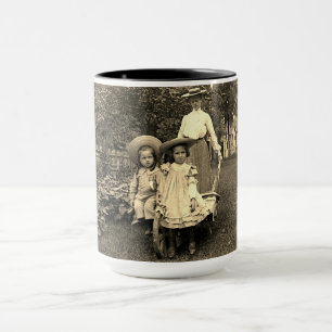 Foto-Erbstück Garten Mutter Töchter Mädchen aus de Tasse
