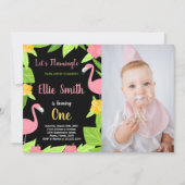 Foto First Black Green Flamingo Geburtstag Einladung (Vorderseite)