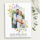 Foto für Aquarellfarben Save the Date Postkarte<br><div class="desc">Moderne Watercolor Wildblume Hochzeit Hochzeit Verlobung Ankündigung Save the Date Postcard beinhaltet delikate gelbe,  rosa,  pfirsichblaue,  staubige,  schlaue,  lila,  rote und orangefarbene Blume,  Pfeffer,  Eukalyptus-Blätter und andere schöne botanische Vegetation auf einem goldenen Rahmen. Ein paar Fotos.</div>