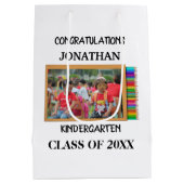 Foto für den Kindergartenabsolventen Mittlere Geschenktüte (Rückseite)
