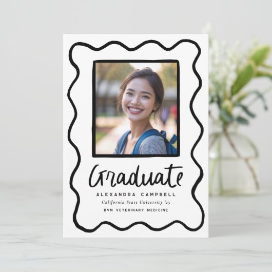 Foto für den Squiggle-Abschluss Ankündigung (Stehend Vorderseite)