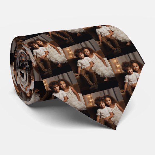 Foto für die ganze Familie - Vertikale Grafik Krawatte (Gerollt)