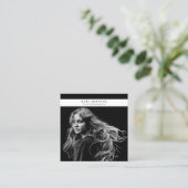Foto für Firmenlogo Fotografen Schwarz-weiß Quadratische Visitenkarte (Stehend Vorderseite)