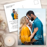 Foto für moderne Textüberlagerung Save the Date Postkarte<br><div class="desc">Dieses 2-Foto Save the Date Postcard enthält modernen Skripttext,  der im Foto erscheint. Das Design bietet Ihnen 2 Fotos und einen eigenen Text für alle Ihre Details.</div>