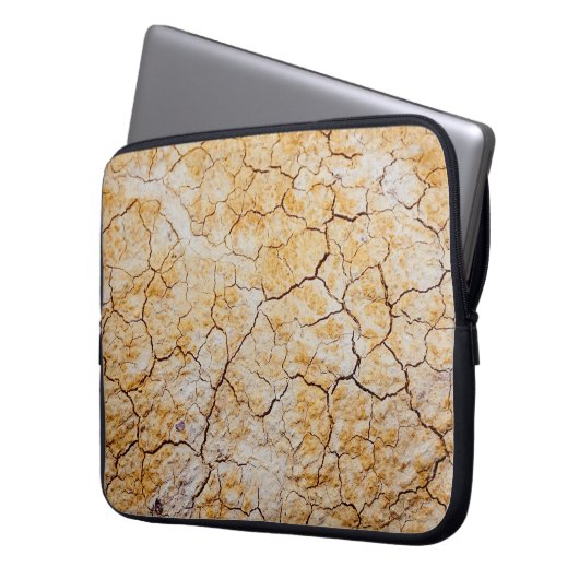 Foto getrockneter brauner Erde Laptopschutzhülle (Vorderseite Links)