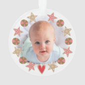 Foto Gingerbread Boy Baby First Christmas Red Ornament (Rückseite)