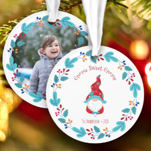 Foto Gnom Süßer Gnom Niedlicher Elf Blumenkranz Ornament