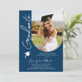 Foto Graduation Party Modernes, elegantes Skript Einladung (Stehend Vorderseite)