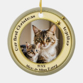 Foto Green Gold First Christmas Zusammen Chat Keramik Ornament (Hinten)