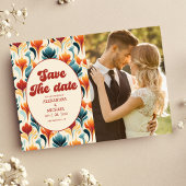 Foto Groovy Retro 70er Floral Wedding Save The Date