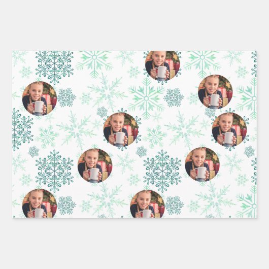 Foto Grüne Schneeflocken Set 3 Geschenkpapier Set (Vorderseite 2)