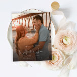 Foto Haushalt - Vertikale Handhabung Save the Date<br><div class="desc">Chic & Unique, Sie sind das Feature in Ihrem lustigen und modernen Chic Stylish Mod Foto Save the Dates. Rett Geld auf formelle Einladungen mit dieser kleineren Einladung, die eine Option für Umschläge hat. Es ist das einzigartige Save the Date, das man bekommen kann, eines aus seinem Foto! ** SATIN...</div>