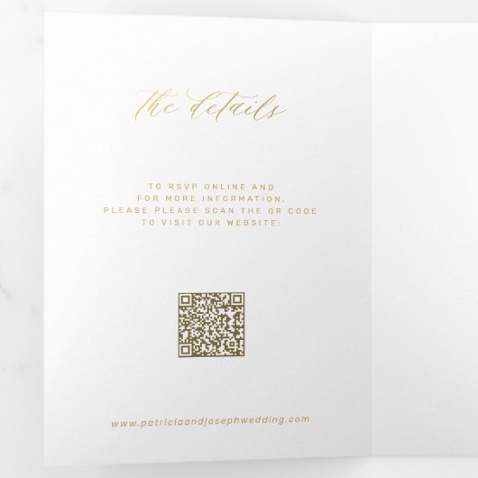 Foto Hochzeit mit Gold-Skript RSVP Details QR-Code Dreifach Gefaltete Einladung (Innen Erste Seite)