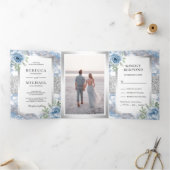 Foto Hochzeitsfeier mit Silberfolie Dusty Blue Flo Dreifach Gefaltete Einladung (Innenseite)