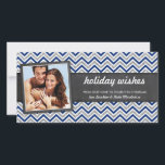 Foto HOLIDAY Retro Zickzack Glitzer Marine Feiertagskarte<br><div class="desc">Senden und extra besondere Nachricht mit Stil und Pizzazz in diesem Jahr... Personalisiert mit Ihren Details & Fotos werden sich meine modernen Urlaubsprodukte von den Grußfreuden abheben, die Ihre Freunde und Familie in dieser Saison erhalten werden, und ein besonderes Memento machen, das lange nach der Saison geschätzt wird. TIPP: 1....</div>
