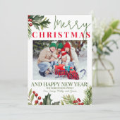 Foto Holly Pine Red Berries White Christmas Card Einladung (Stehend Vorderseite)