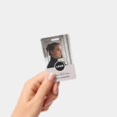 Foto-ID Firmenlogo QR-Code Grau Schwarz Ausweis (Handheld)