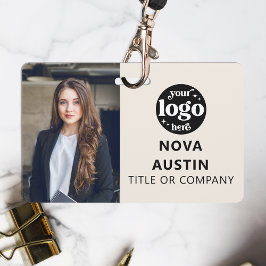 Foto-ID für Elfenbeinarbeiter mit QR-Code-Firmenlo Ausweis