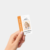 Foto-ID für Ihr Zahnarztbüro Orange Ausweis (Handheld)