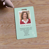 Foto-Identifizierungszeichen auf dem Schreibtisch  Ausweis