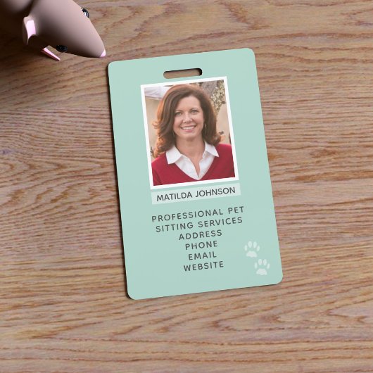 Foto-Identifizierungszeichen auf dem Schreibtisch Ausweis