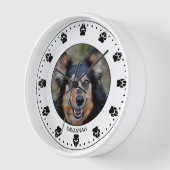 Foto Ihres Haustieres mit Schloss-Uhrengesicht und Uhr (Winkel)