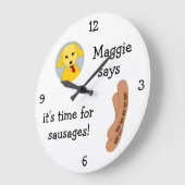 Foto Ihres Hundes hinzufügen: "Zeit für Wurst" Große Wanduhr (Winkel)