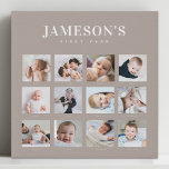 Foto-Kalender des ersten Jahres des Säuglings Künstlicher Leinwanddruck<br><div class="desc">Erinnern Sie sich an das erste Jahr Ihres Babys mit dieser modernen minimalistischen Foto-Collage. Einfaches 12 Foto Rasterlayout für jeden Monat des Lebens Ihres Neugeborenen. Machen wir ein schönes Geschenk für neue Eltern, Großeltern oder andere Familienmitglieder, um an diesen besonderen ersten Momenten festzuhalten. Das ist der warme Erdton schnelle Silber...</div>