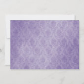 Foto Lila Damask Monogram Wedding Einladung (Rückseite)