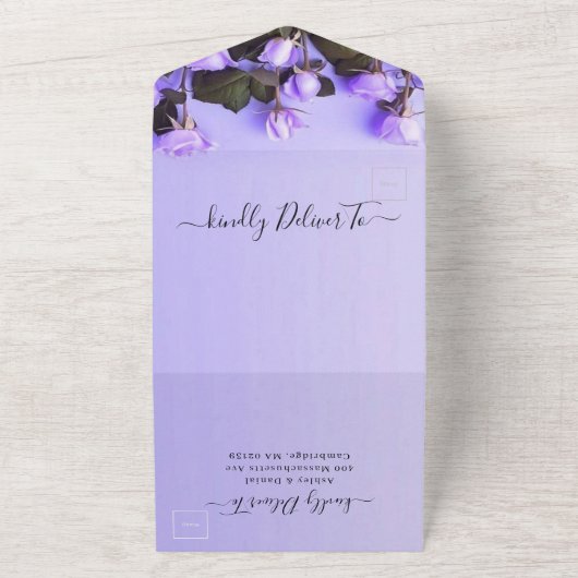 Foto Lila Hochzeit in einer Einladung (Außenbereich)