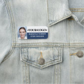Foto-Logo-Mitarbeiter Blau Namensschild (Beispiel)