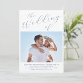 Foto Minimalistisch Dusty Blue Script Wedding Einladung (Stehend Vorderseite)