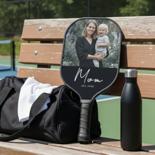 Foto mit lustiger Schrift für Mom Established Pickleball Schläger